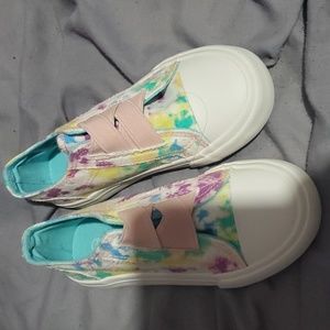 Girl shoes toddler size 9/10 never worn